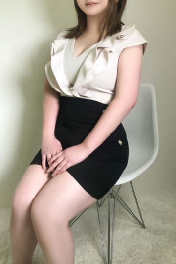 深田せいな