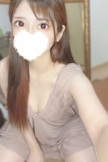 芹沢せりか