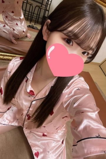 鈴音えみな