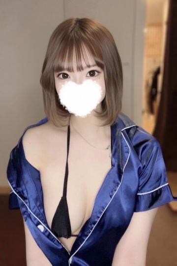 初衣ゆの
