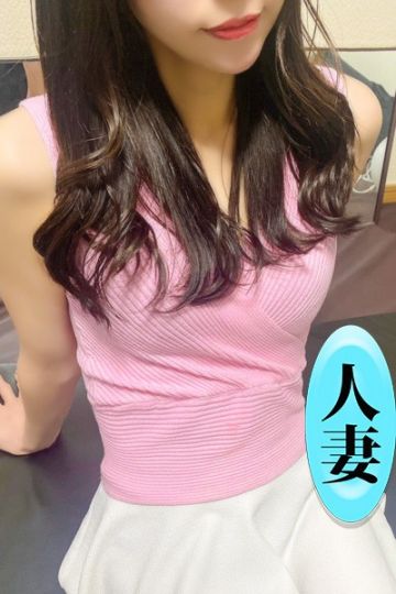 愛原ゆりか