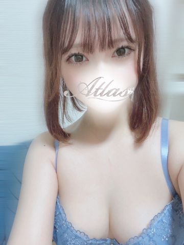 朝井ひな