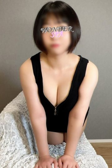 愛沢もえ