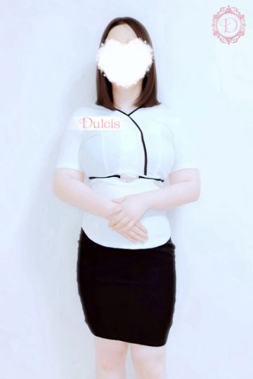 白雪れいな