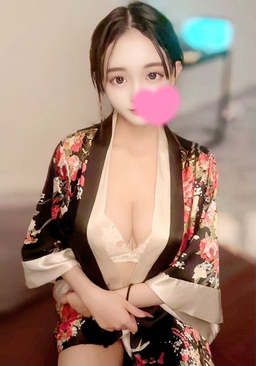 玲於奈（レオナ） reona