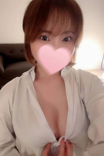 愛咲まいか