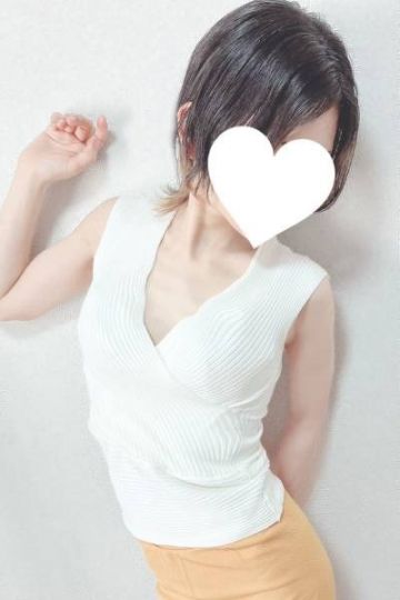 黒江ありさ