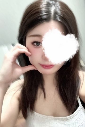 愛沢ゆりな