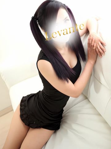 観月かれん