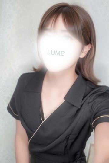 山岸りな