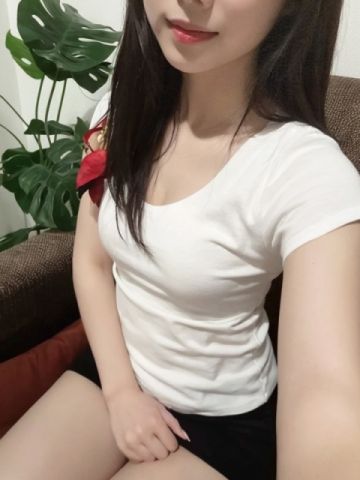 進藤ゆい
