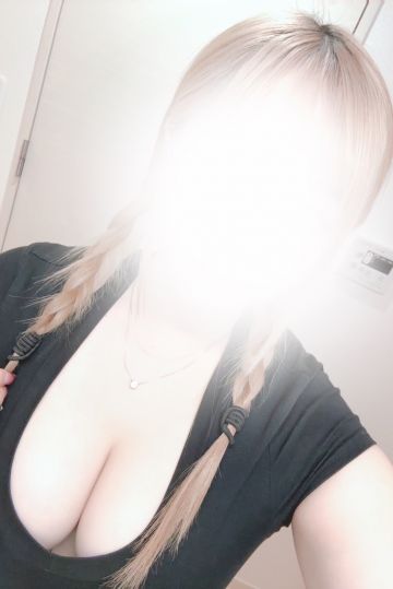 田中みな