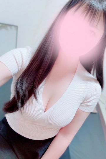 綾瀬まりな