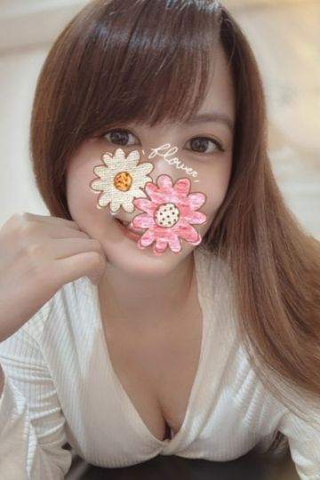 美波ここ