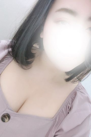 望月しおん