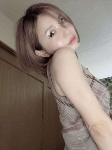 ハナモト リナ