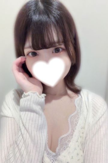 橘かなで