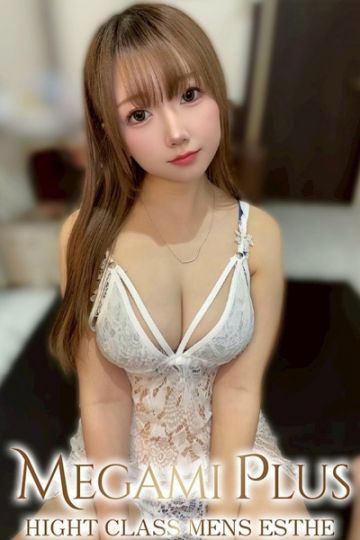 桃乃木 ゆあ