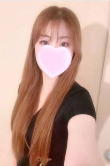 唯音 (ゆいね)・Bランク